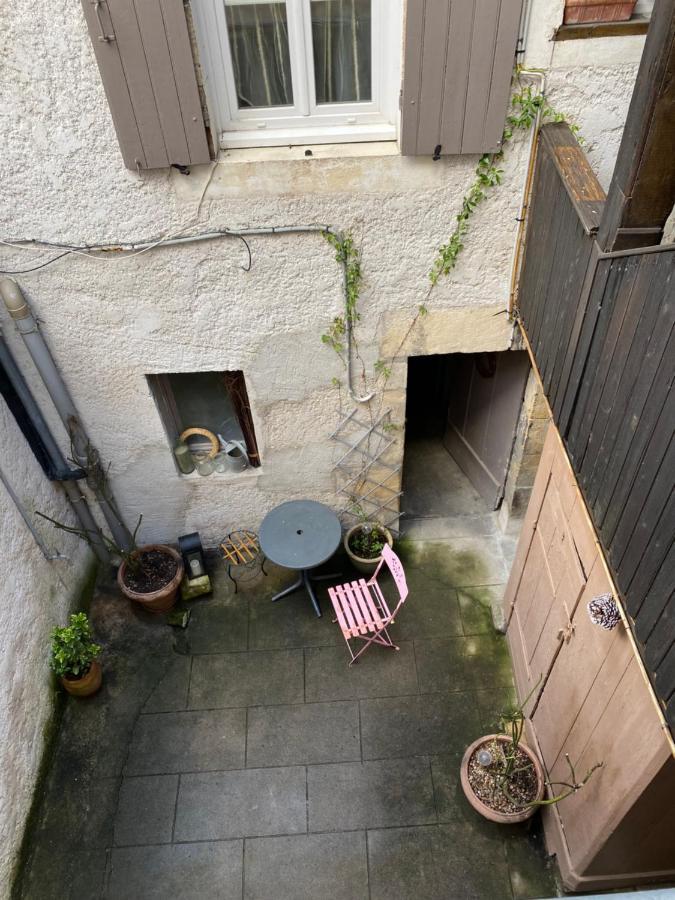Le Puits Du Bourg Appartement Nevers Buitenkant foto