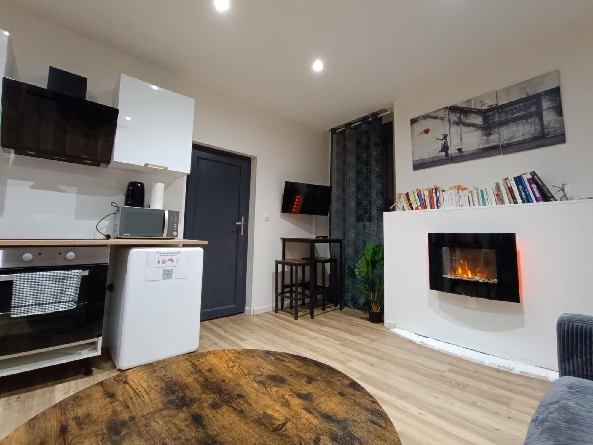 Le Puits Du Bourg Appartement Nevers Buitenkant foto